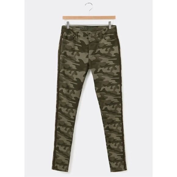Matilda Jane Good Hart GH Denim Women’s Camo print Pants size 10 NWT - Picture 2 of 7